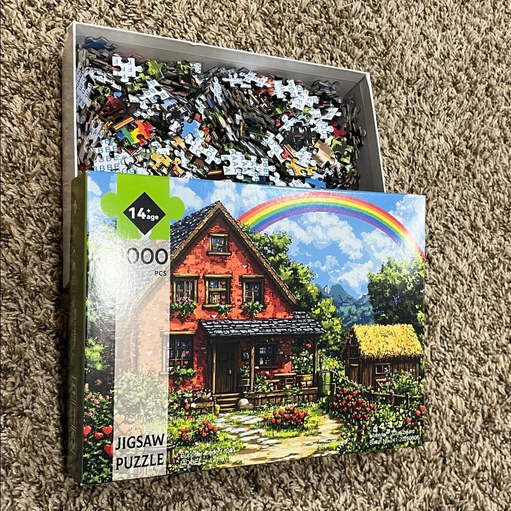 1000 Piece puzzle 🧩 - Picture 2 of 2